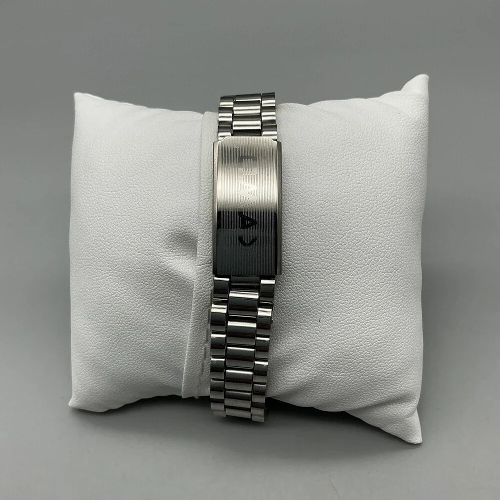 Omax Womens Watch 23mm Silver Tone Stainless WP3900 Crystals New Battery 7